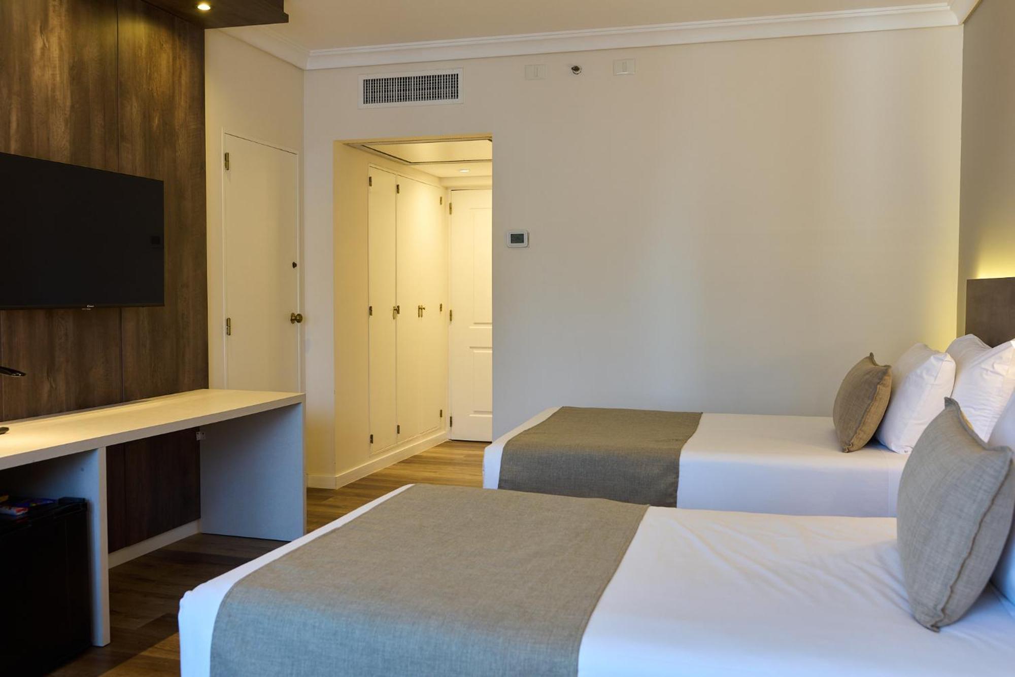 Dazzler By Wyndham Buenos Aires San Martin Hotel Luaran gambar